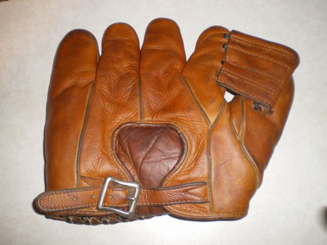 Charles Red Ruffing Denkert CR Back